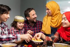 Ramadã: iniciativa de oração já converteu milhares de muçulmanos