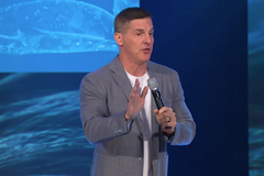 "Satanás não perturba aqueles que não são uma ameaça", diz pastor