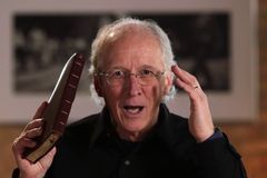 John Piper diz que há anjos entre nós, citando passagens bíblicas