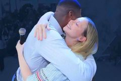 A melhor amiga de Renan Lopes