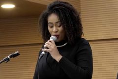 Líder de jovens diz “carai” em culto da Assembleia de Deus; veja