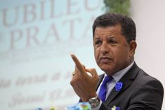 Pastor é extorquido em R$ 300 mil, com vídeo de suposto abuso sexual