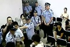 Autoridades chinesas invadem culto online e interrompem pregação de pastores