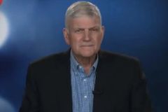 Franklin Graham lamenta “fracasso moral” da Disney