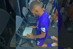 Jogador do Orlando City se compromete a orar todos os dias às 3h da madrugada