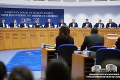 Tribunal Europeu ordena que Suíça suspenda deportação de cristão perseguido ao Paquistão