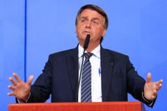 Contagem dos votos na eleição deve ser transparente, exige Bolsonaro