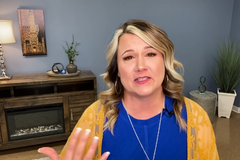 Mulher que teve doenças mentais por 6 anos é curada através da Bíblia: ‘Cri na verdade’