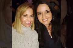Atriz volta à igreja ao ser evangelizada por Candace Cameron: ‘Nunca vivi isso antes’