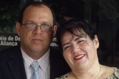 Desaparecidos, pastor e esposa são encontrados mortos após acidente