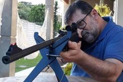 Pastor que justificou fome de mendigos diz que está sendo ameaçado