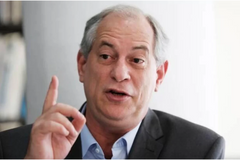 Ciro Gomes chama ensino domiciliar de 'modismo' de 'ideologia imbecil'
