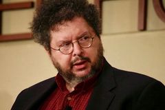 Cientista renomado contesta Teoria da Evolução: "Darwin entendeu errado"