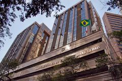 Escola cristã é alvo do MP por orientar pais sobre ideologia de gênero