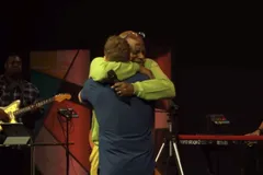 Pastor doa rim para líder de sua igreja: "Estamos nisso juntos"