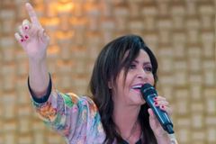 Cantora Shirley Carvalhaes é pré-candidata a deputada federal pelo RJ