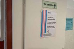 Universidade Federal do ES adota banheiros transgêneros