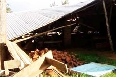 Extremistas destroem igreja e casa de pastor, após levar líder islâmico a Jesus