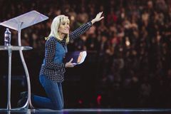 Evangelista conta como a Bíblia ajudou a superar abuso sexual sofrido na infância