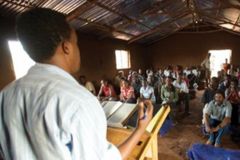 Eritreia baniu igrejas há 20 anos, mas cristianismo continua crescendo