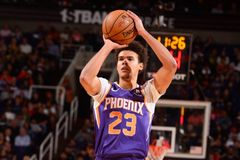 Inspirado no Salmo 23, jogador de basquete testemunha fé pelo número de sua camisa