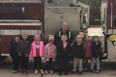 Lavanderia comunitária criada por pastor atenderá famílias carentes