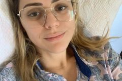 Internada por Covid-19, cantora gospel alerta: "Deus está nos dando mais uma chance" | Notícias Gospel