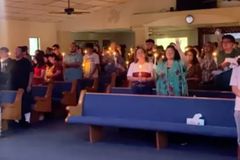 Cultos e vigílias são realizados por capelães após atentado em Uvalde