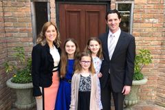 Ex-gay aceita Jesus após ter visão de sua futura família: "É isso o que tenho para você"