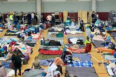 Sobreviventes de perseguição comunista transformam igreja em abrigo para refugiados