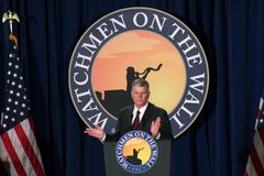 Franklin Graham convoca pastores a combaterem o aborto: "Deus abomina covardes"