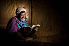 Cristãos da Ásia concluem traduções do Novo Testamento em 15 idiomas