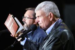 ‘Só Jesus pode salvar sua alma’: Graham prega no Esperança Rio