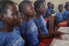 "Projeto de Deus": Missão transforma aldeia remota na África com comida e ensino