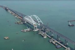 Rússia e China inauguram ponte ligando os dois países