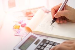 Brasileiros terão que trabalhar 149 dias para pagar os impostos de 2021