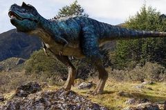 Pastor explica existência dos dinossauros na Bíblia: "Eles são a propaganda do criacionismo"