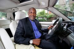 Pastor usa Uber para evangelizar passageiros: "No carro eles se abrem mais"