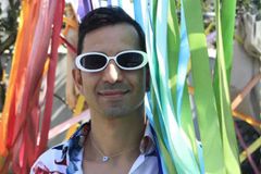 Pastor decide sair do armário e se tornar o “gay mais feliz do mundo”