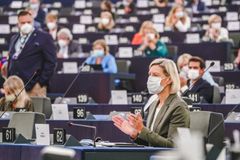 Parlamento europeu defende aborto como “direito fundamental”