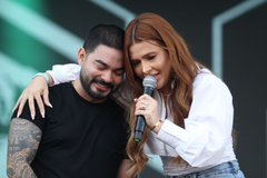 Yudi testemunha transformação de sua esposa: "Hoje ela canta para Deus"