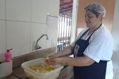 Igreja cria casa para abrigar mulheres em situação de rua em BH