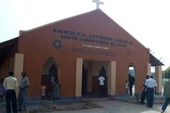 Igrejas cristãs voltam a ser incendiadas no Sudão do Sul