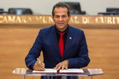 Projeto proíbe banheiros unissex em escolas e prédios municipais de Curitiba
