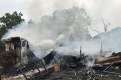 Pastor que teve igreja incendiada por abrir na pandemia diz que ora pelos criminosos | Notícias Gospel