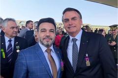 Bolsonaro sinaliza apoio a Marco Feliciano para o Senado por SP