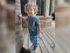 Pai morreu a tiros para proteger seu filho de 2 anos em massacre nos EUA
