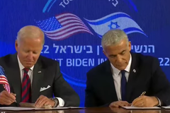 Biden assina 'Declaração de Jerusalém', prometendo barrar armas nucleares do Irã