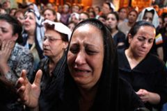 Muçulmanos atacam casas de cristãos após igreja obter licença