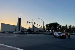 Igrejas aumentam segurança após onda de tiroteios em massa nos EUA